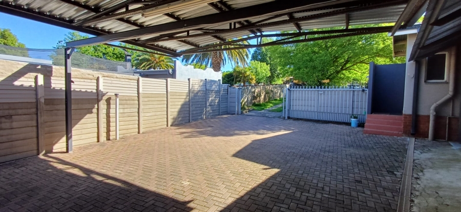 5 Bedroom Property for Sale in Morelig Free State